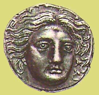Голова Гелиоса. Серебряная тетрадрахма. Первая половина IV в. да н.э. Берлин. Государственный музей.