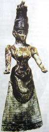Всадница с косой из музея Махачкалы и скульптура богини с Крита. Одежда, внешний облик, волосы и прически. Предполагаю, что культура Крита это поздняя реплика культуры атлантов, также как египетская.